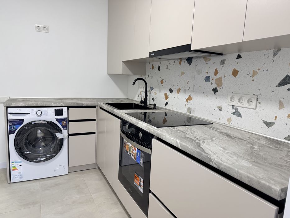 Квартира зі свіжим ремонтом Митниця