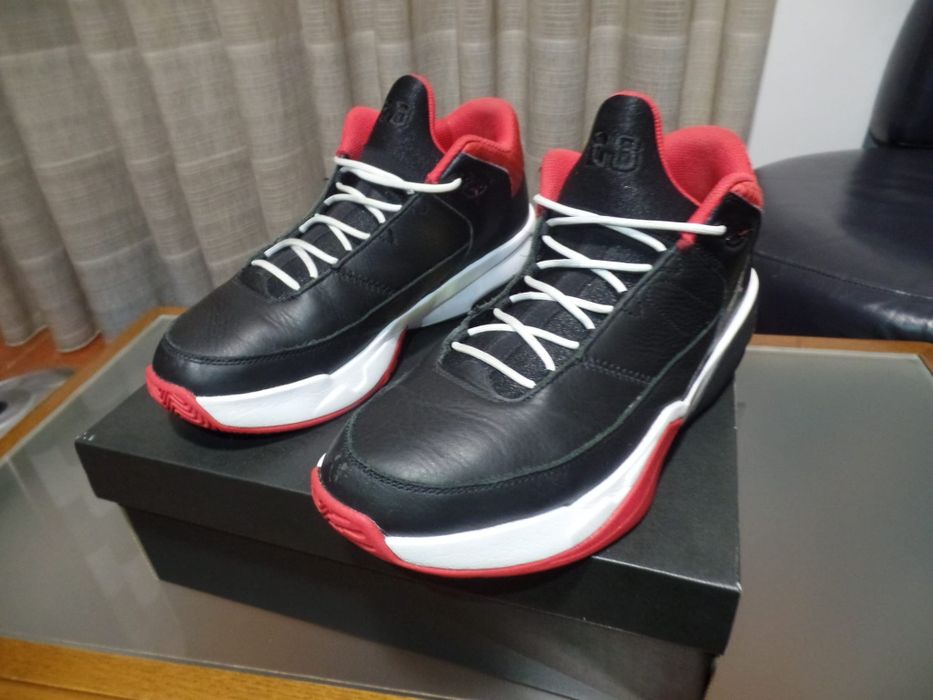 Sapatilhas jordan aura max 3