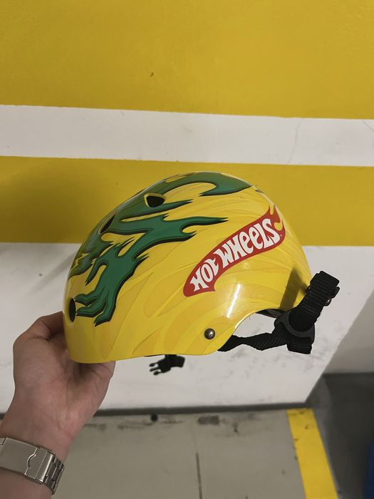 Capacete de Bicicleta HotWheels
