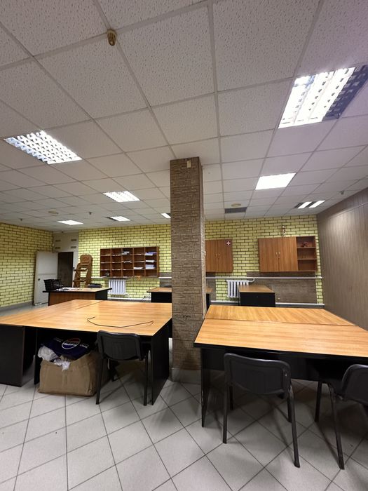 Офіси та складські приміщення Дніпровська