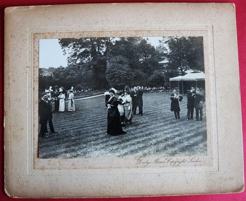 Rainha D Amélia garden party Richmond noivado D Manuel II 1913 rara