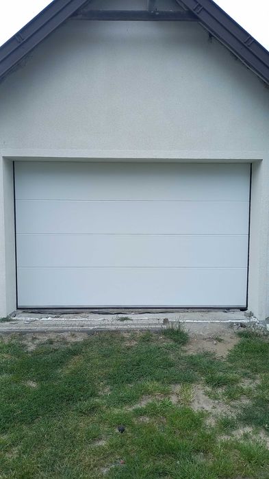 Brama garażowa segmentowa