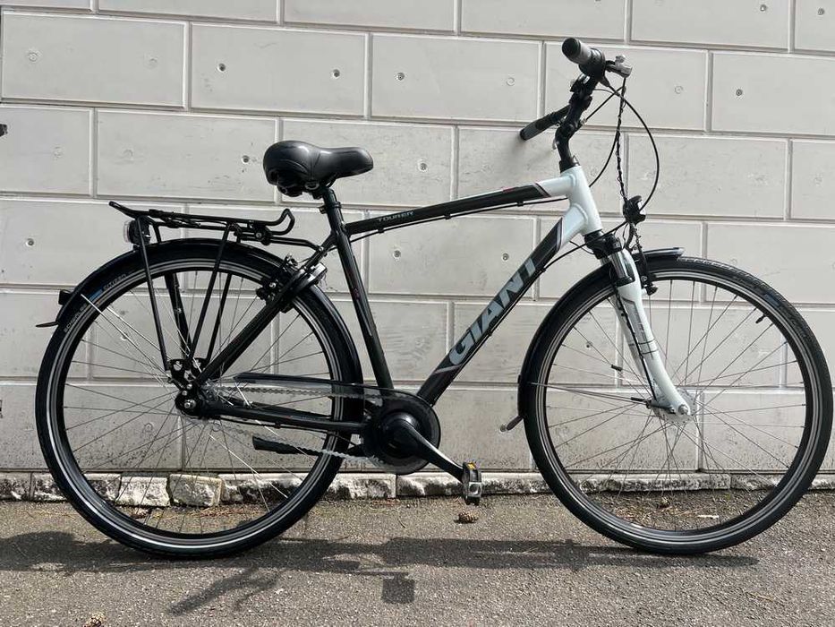 Велосипед Giant Tourer 28 на Nexus 7 супер стан