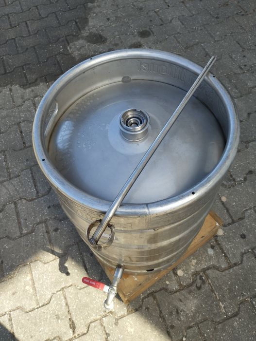 Cuba inox 50 litros com torneira e chave de aperto em aço inoxidável