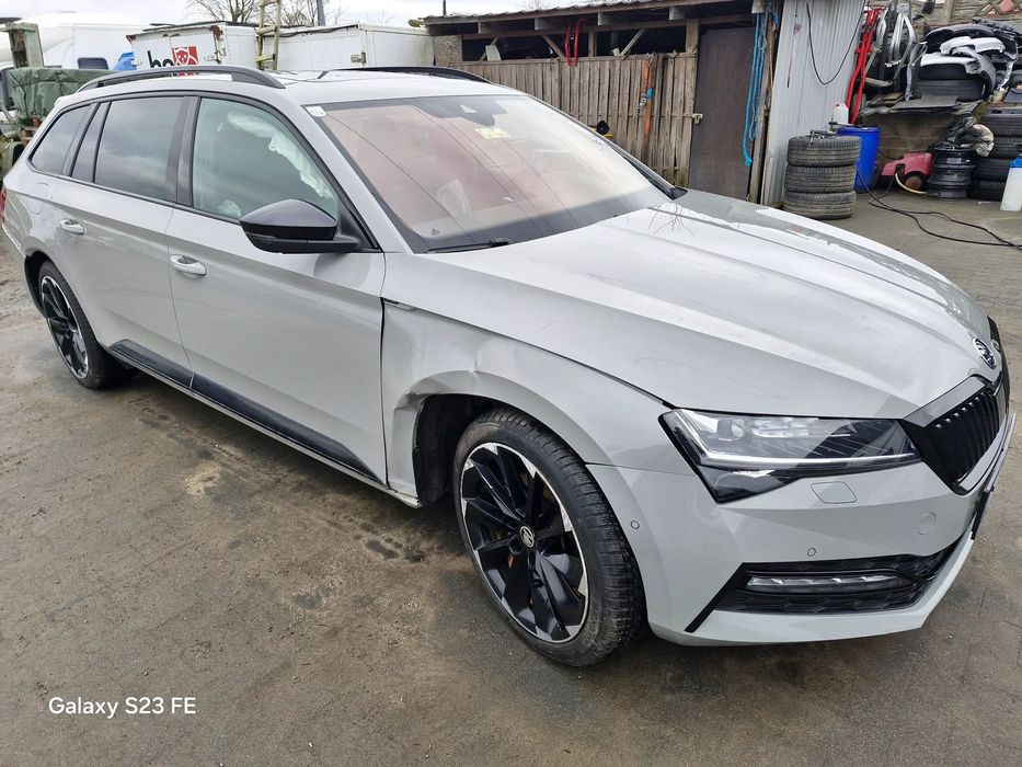 Skoda Superb Skoda Superb Kombi2.0 TDI 4x4 Full Opcja