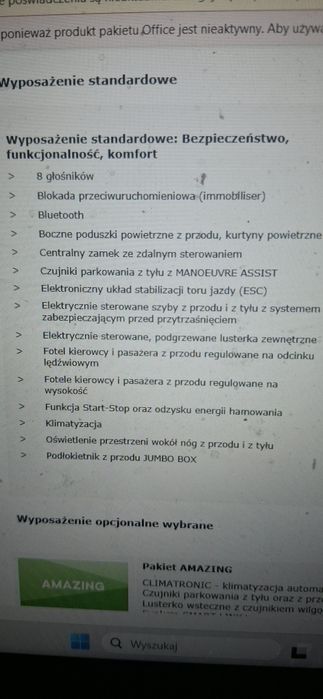samochód osobowy marki skoda octawia