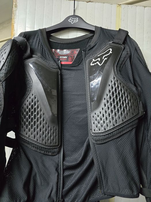 Fox titan sport black