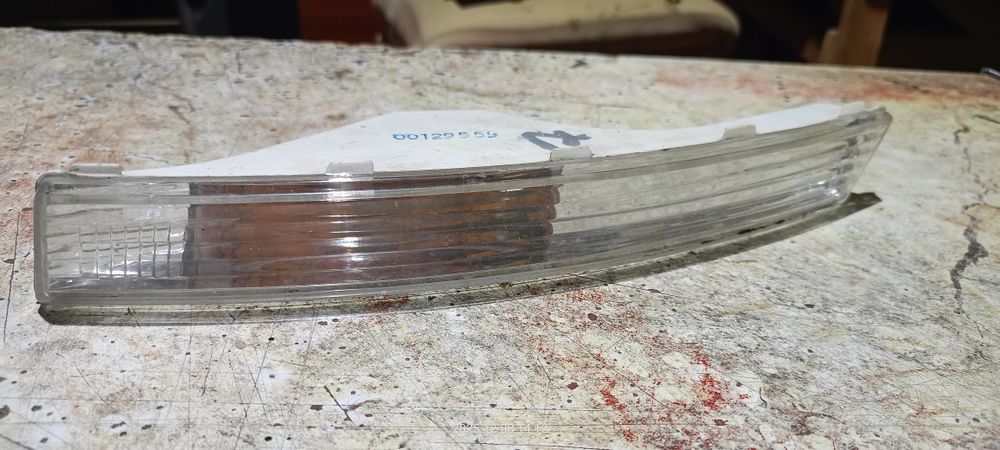 Поворотники Пассат б6