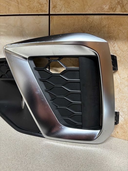 Kratka ATRAPA zderzaka AUDI A4 B9 LIFT S-LINE prawa/lewa