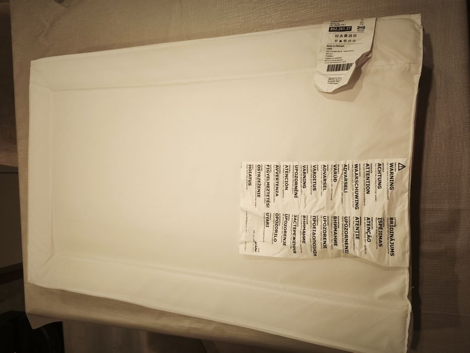 Trocador/ muda fraldas IKEA VADRA