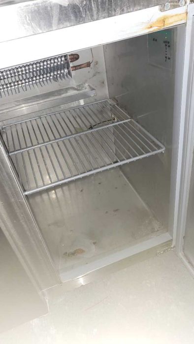 Bancada de Frio + Bancada com pia + Bancada