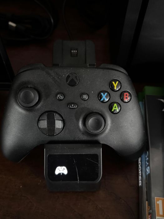 Xbox x 1 tb com expansao 4 tb