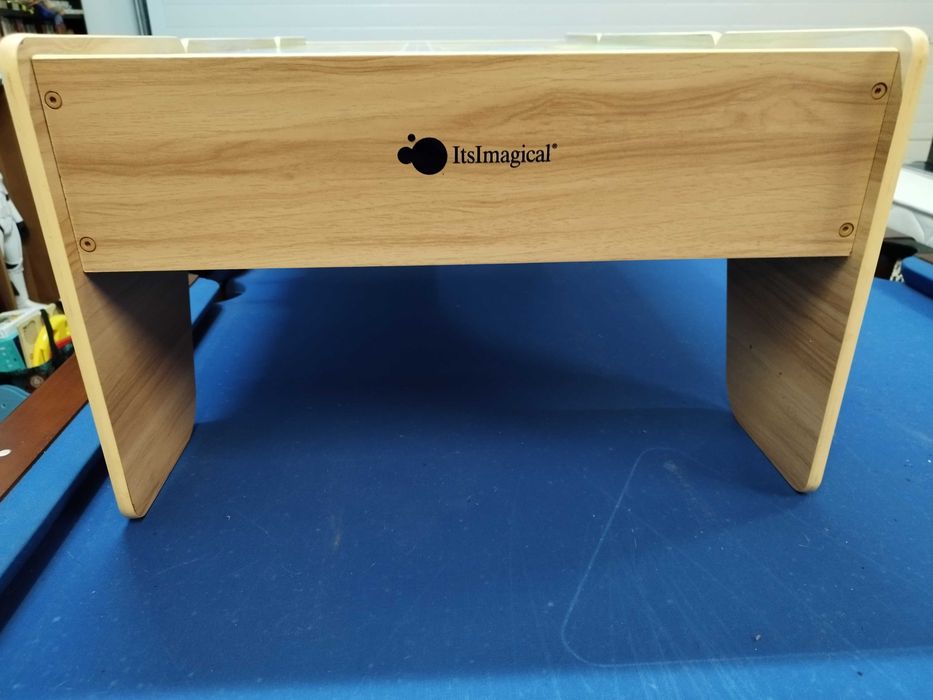 Mesa de Atividades / brincar para crianças "ItsImagical"