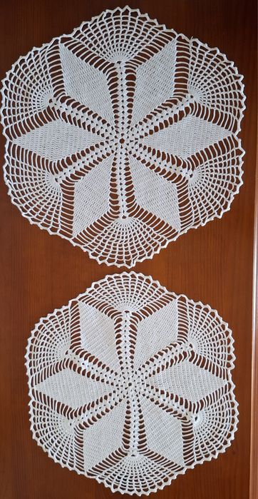 Naperão de crochê branco, 3 peças