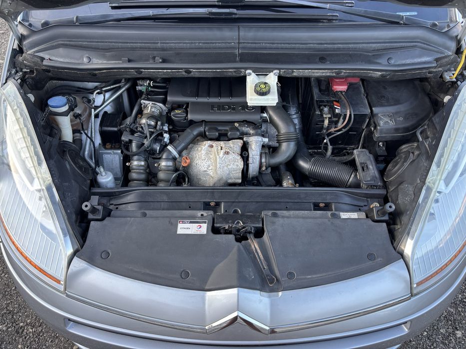 Citroën C4 Grand Picasso — fotografia 8