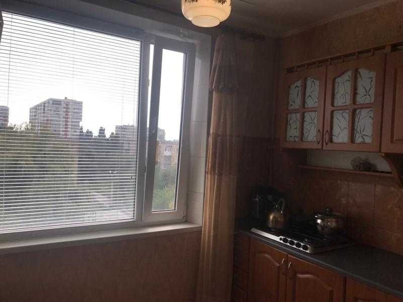 Новые Дома!  1 к. кв. 3/9, район метро Дворец  Спорта