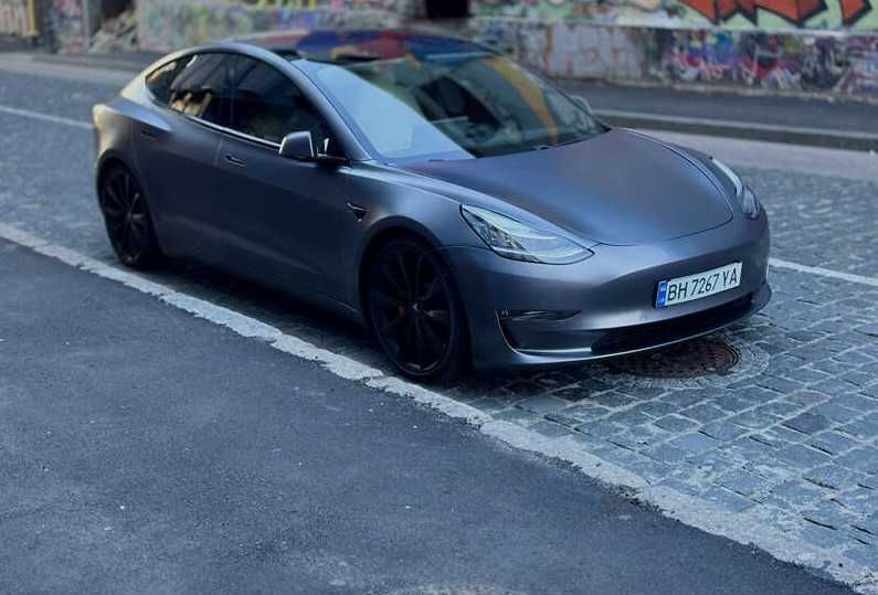 Tesla Model 3 2018