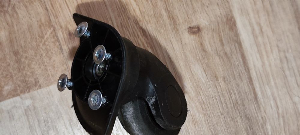 Kółka do walizki A-05