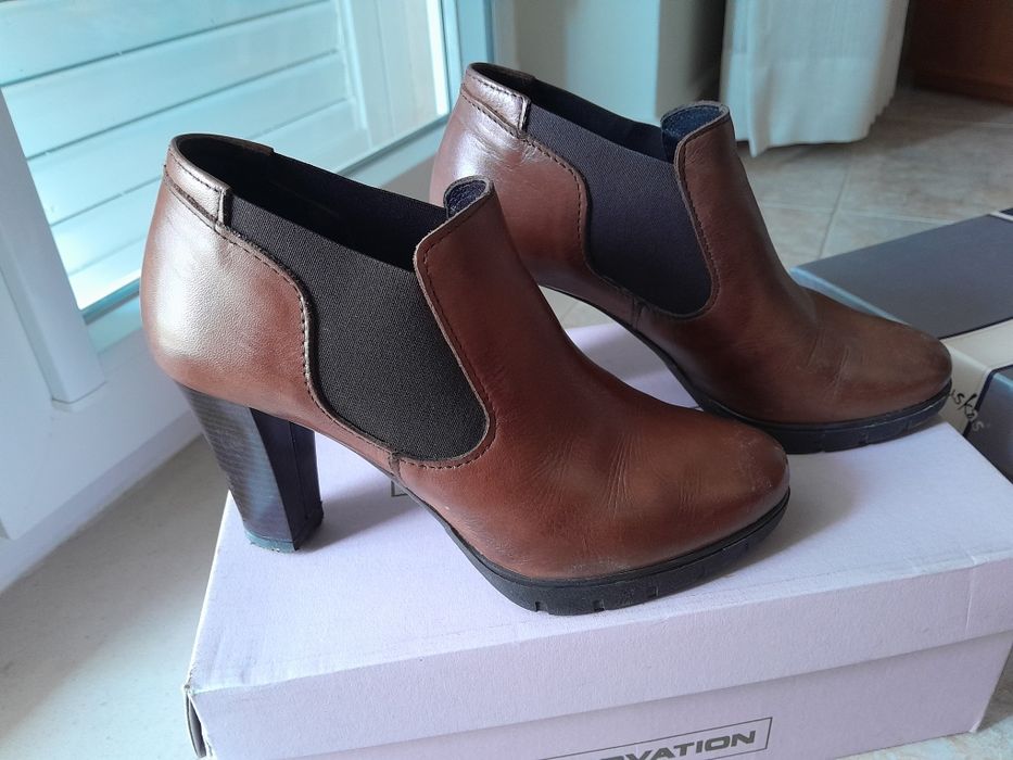 Botas em pele tam 37 camel