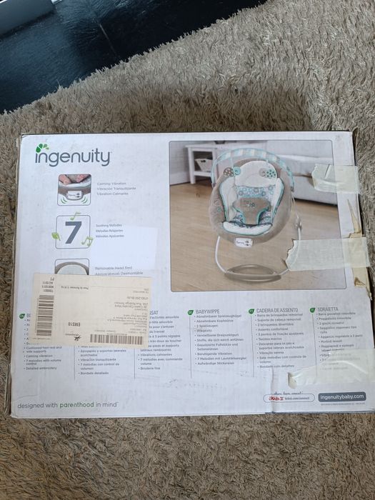 Espreguiçadeira Ingenuity Sampson com melodias
