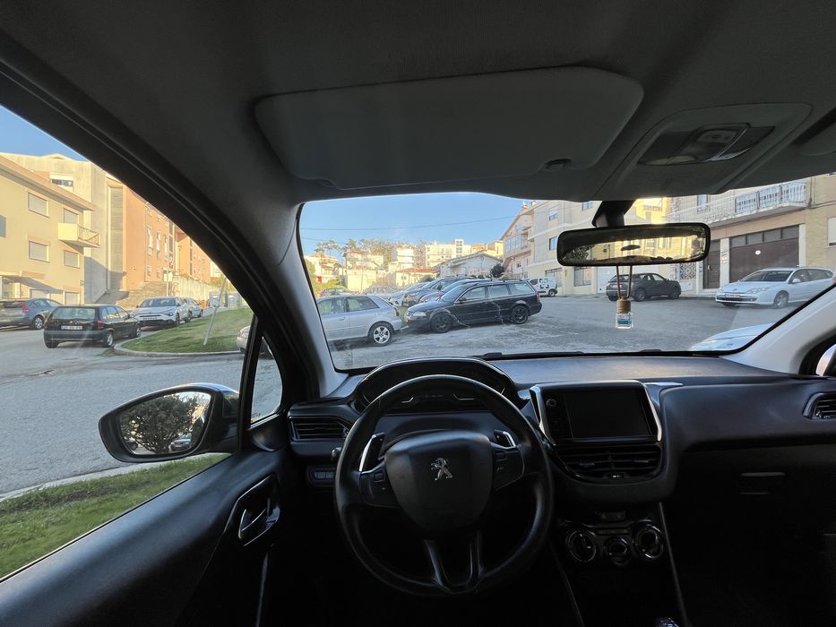 Peugeot 208 - 2011 - 223.000kms