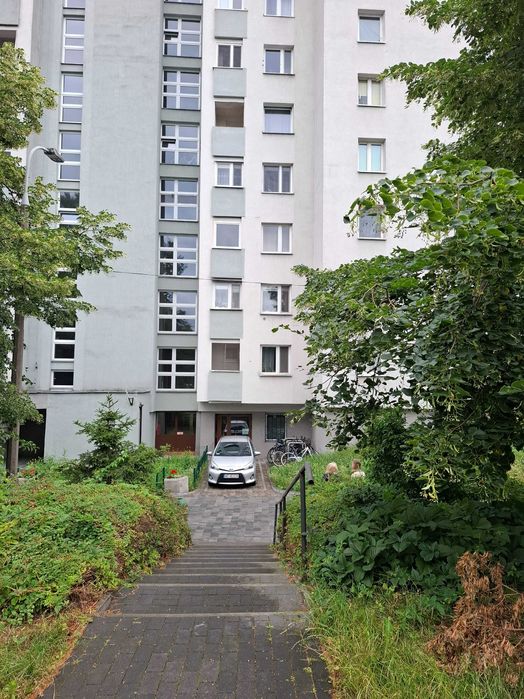 Kawalerkę-Mokotów sprzedam