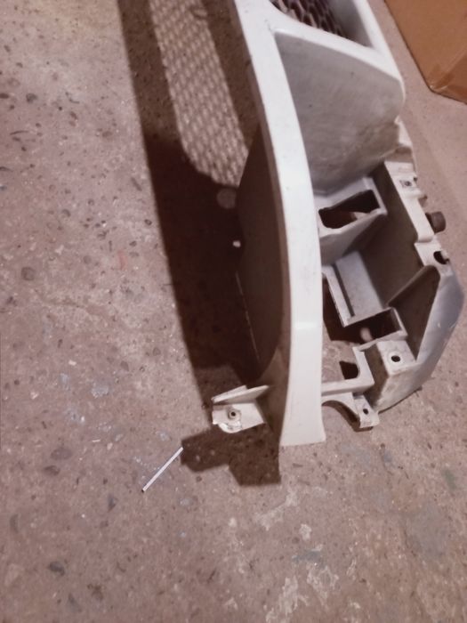 Pas przedni "okular" transit mk6 2000 - 2006