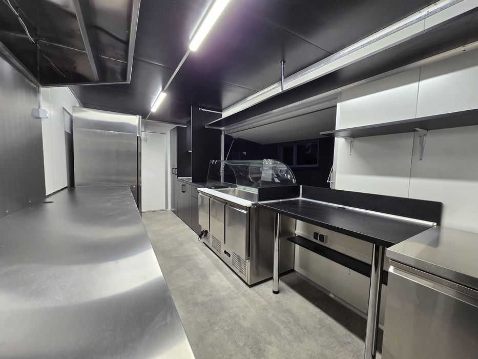 Przyczepa Gastronomiczna - PREMIUM -  6m x 2,4m