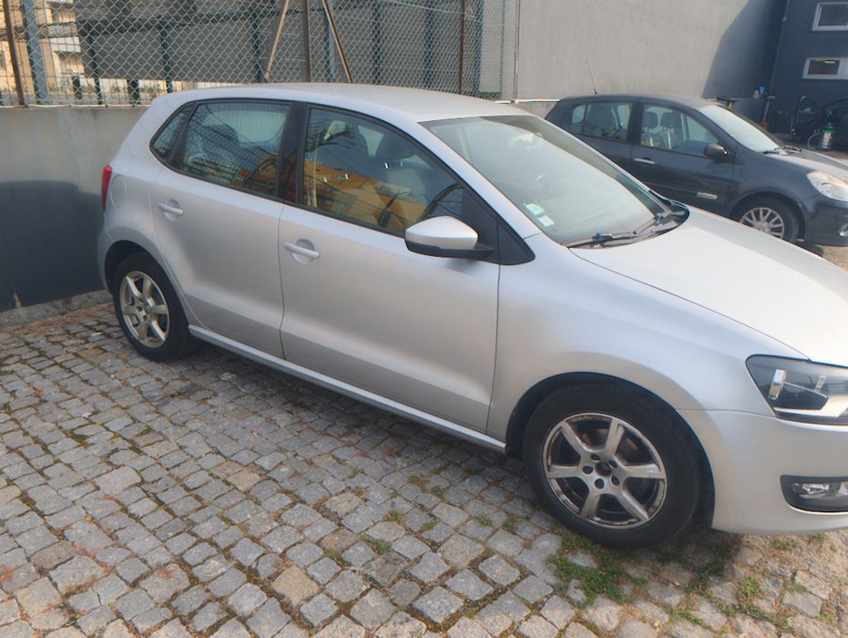 Volkswagen Polo 1.2 Gasolina 70 cv, de março de 2014, com apenas 90.000 km. foto 3