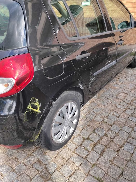 À venda: Renault Clio