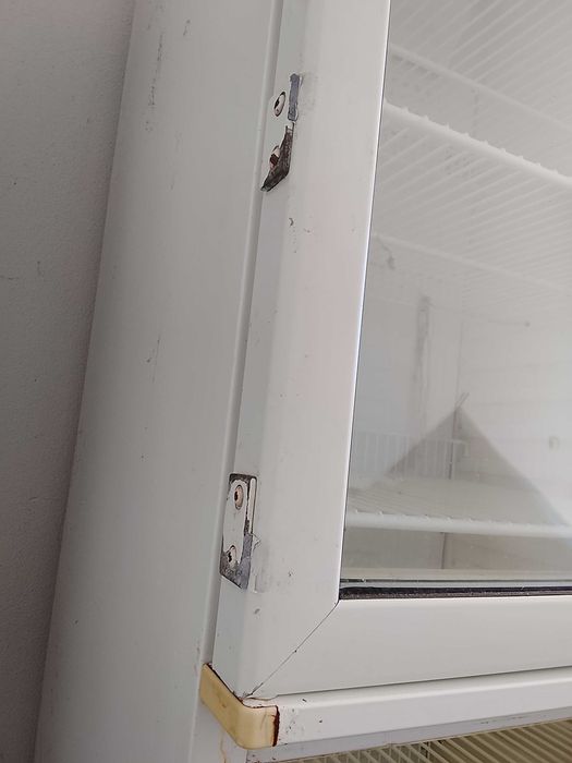 Vertical Refrigerator64750944523138126