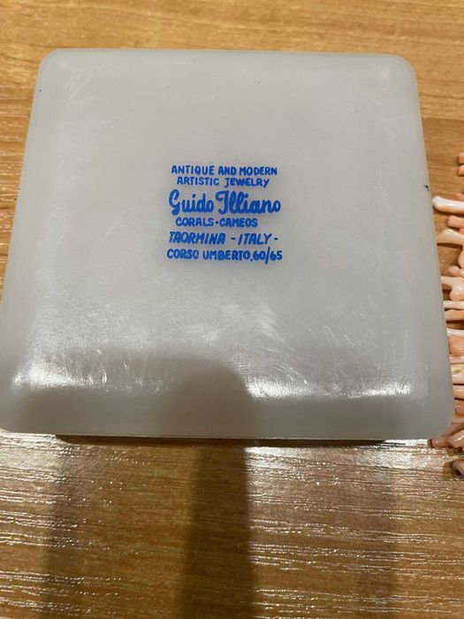 Koralowiec korale z naturalnego kolarowca