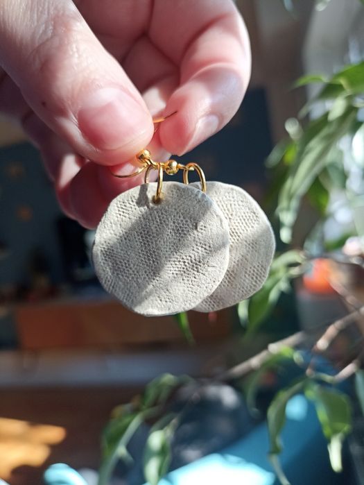 Kolczyki ceramiczne handmade beżowe