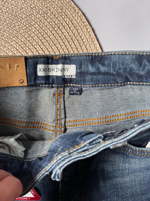 Джинси на дівчинку