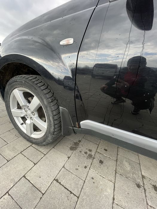 Продам міцубіши аутлендер