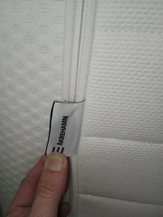 Cama de solteiro Blakullen com estrado e colchão akrehamn.