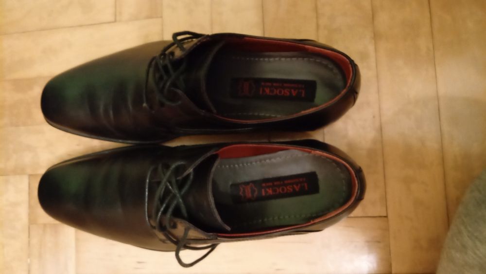 Buty półbuty garniturowe Lasocki 40