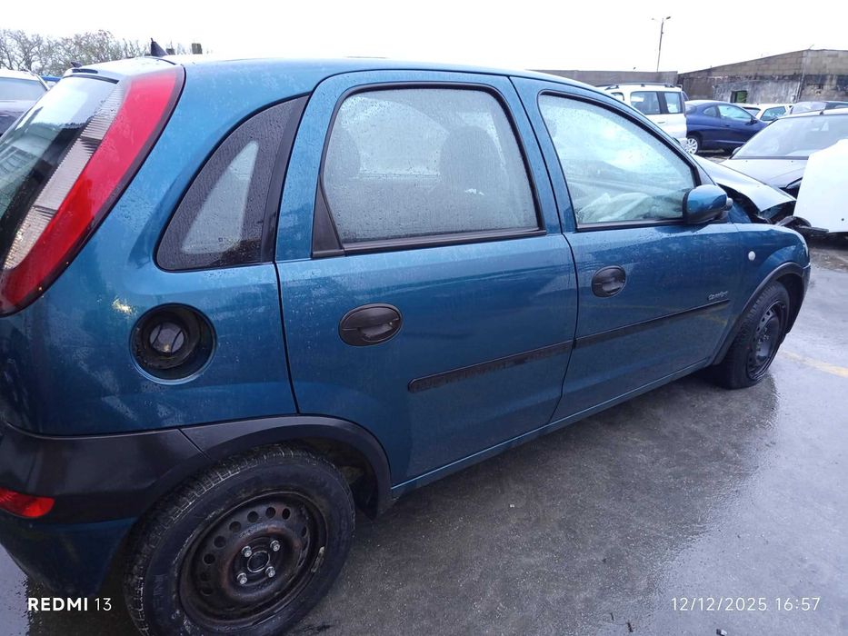 Para peças Opel Corsa C 1.2 ano 2002