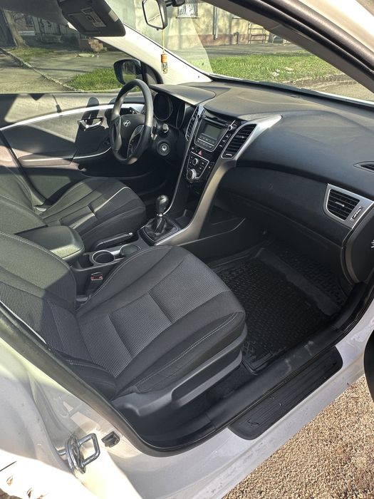 Аренда Авто Хюндай I-30