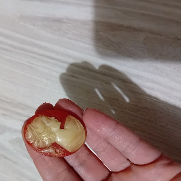 Broszka stara 60 lat piękna kwiat