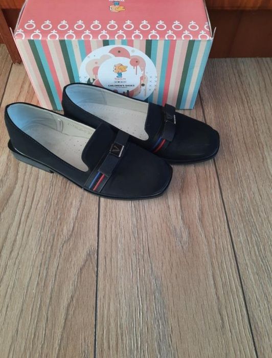 Туфлі для дівчинки