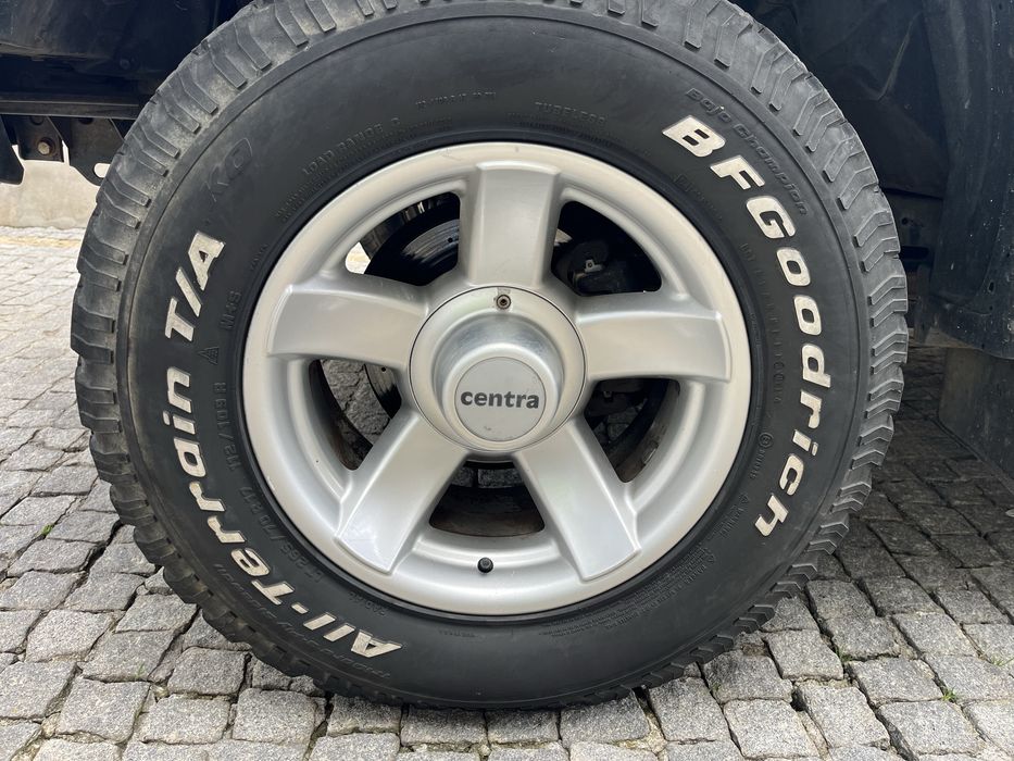 Jantes e peneus nissan patrol