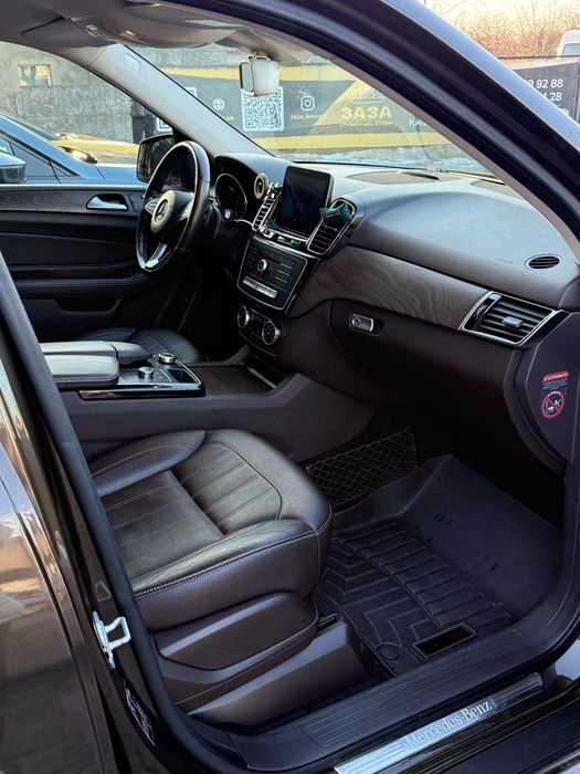 продам власний офіційний автомобіль !!!