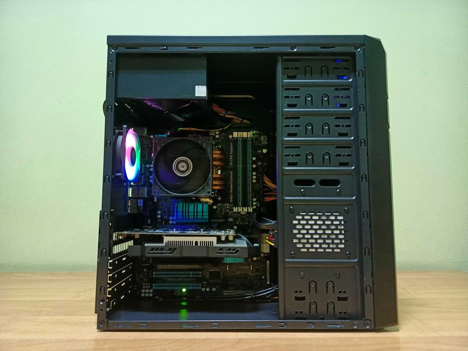 Игровой ПК AMD/sAM3+/FX-6350/RX 560 4GB/16GB DDR3/SSD 240GB/400W