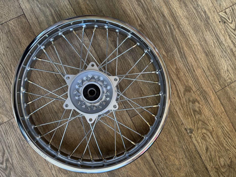 Колесный диск мотоцикла /R 18 R 18x2.15