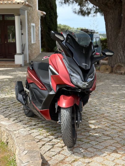 Honda forza 2022