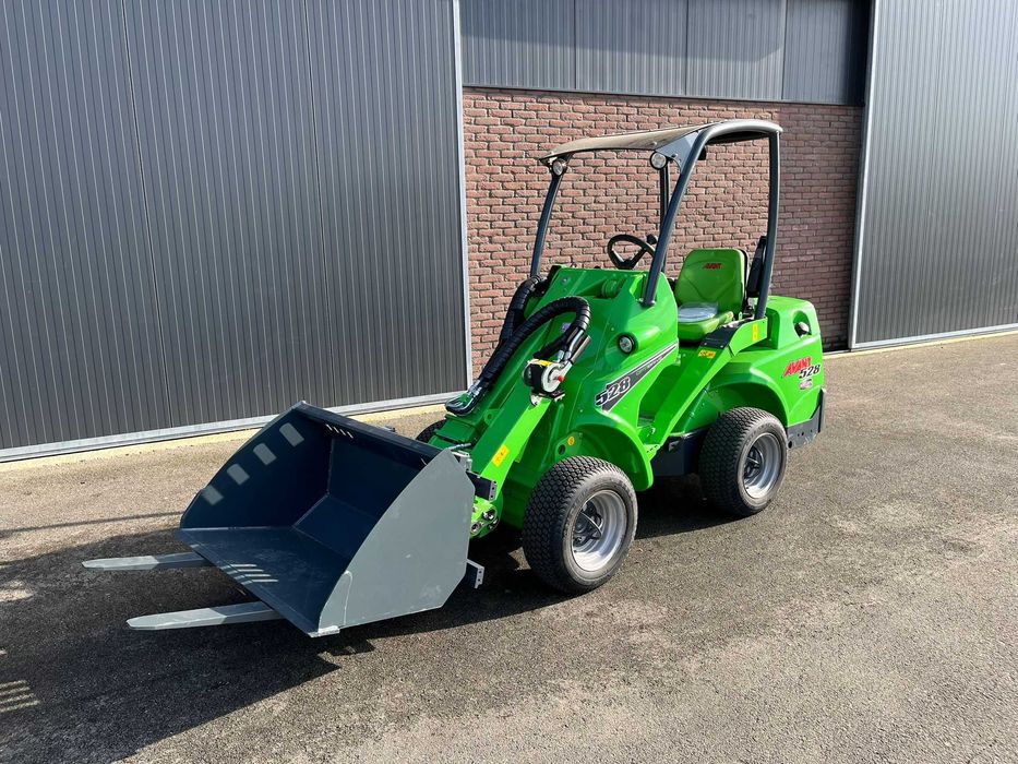 Avant 528 z 2023 roku 252 mtg. Bardzo zadbana ! Pełna dokumentacja.