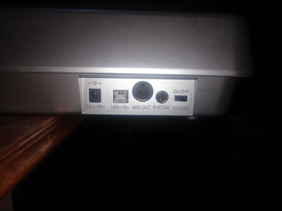 Міді-контроллер M-Audio KEYSTATION 61