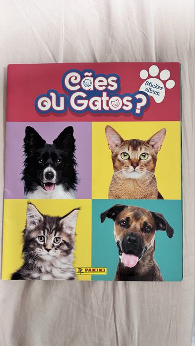 Caderneta CÃES E GATOS da Panini