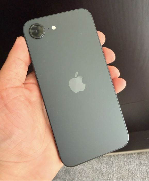Iphone 16E como novo